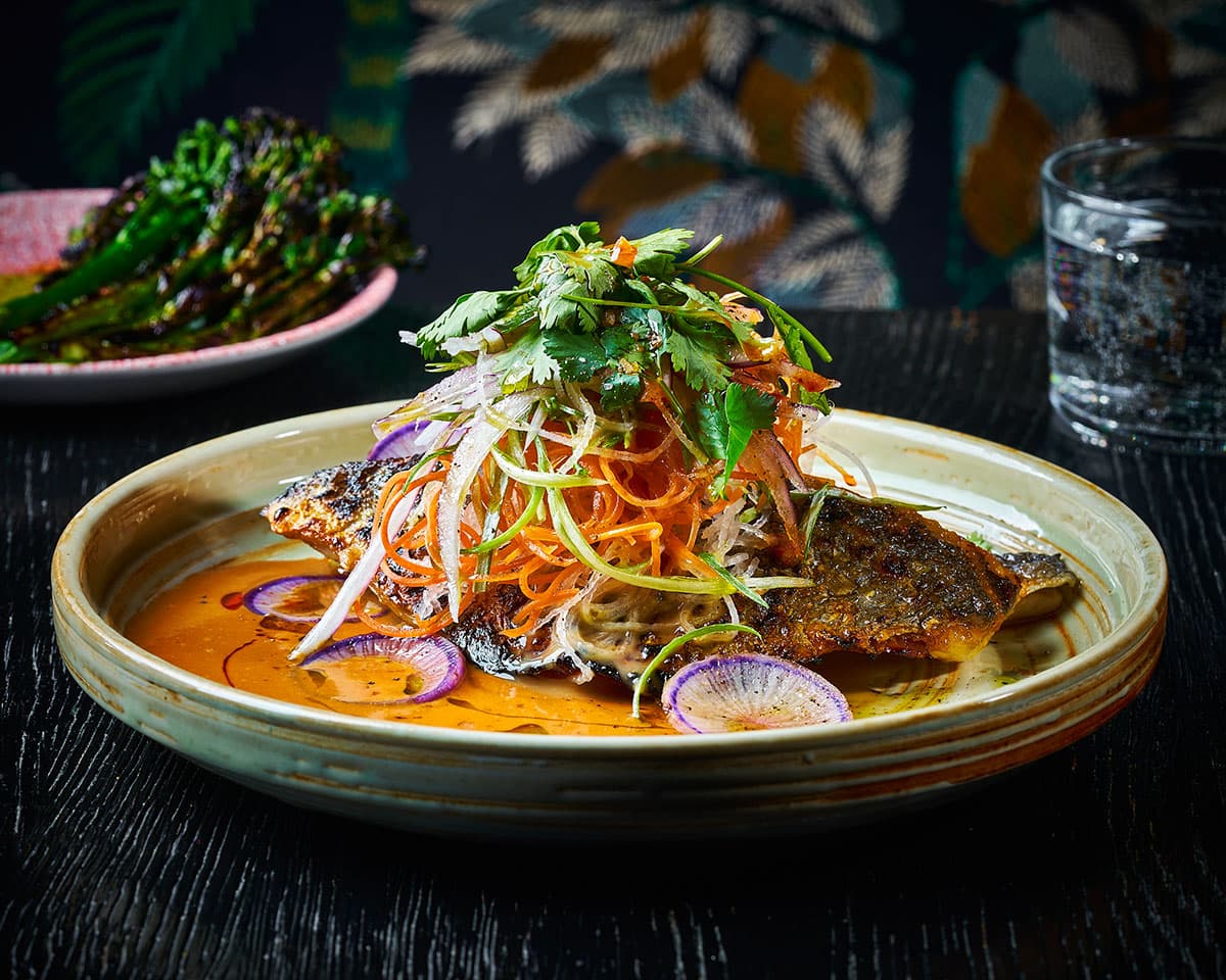 Asiatiske småretter med friske ingredienser